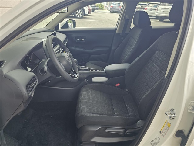 2026 Honda HR-V LX photo 12