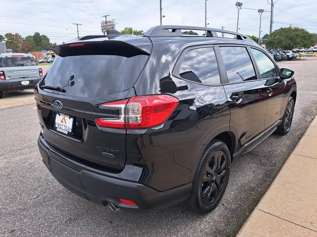 2025 Subaru Ascent Onyx Edition photo 2