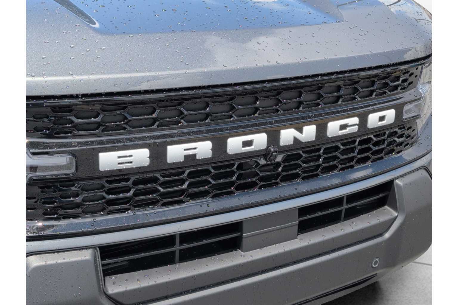 2025 Ford Bronco Sport Outer Banks photo 4