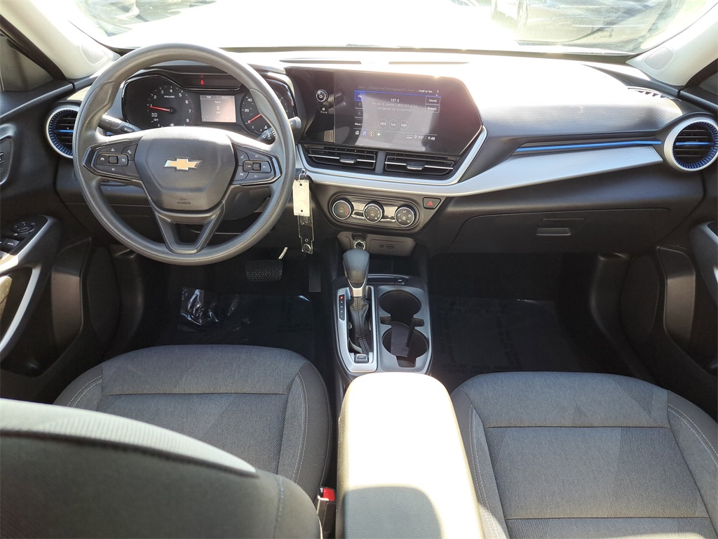 2024 Chevrolet Trax LS photo 6