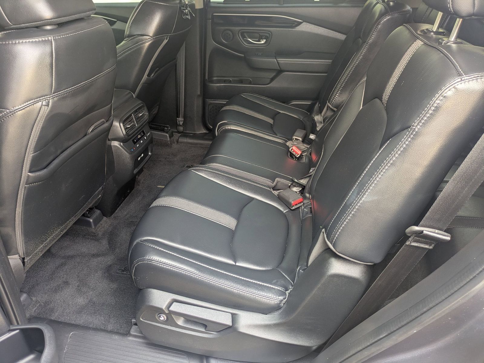 2023 Honda Pilot Touring photo 15