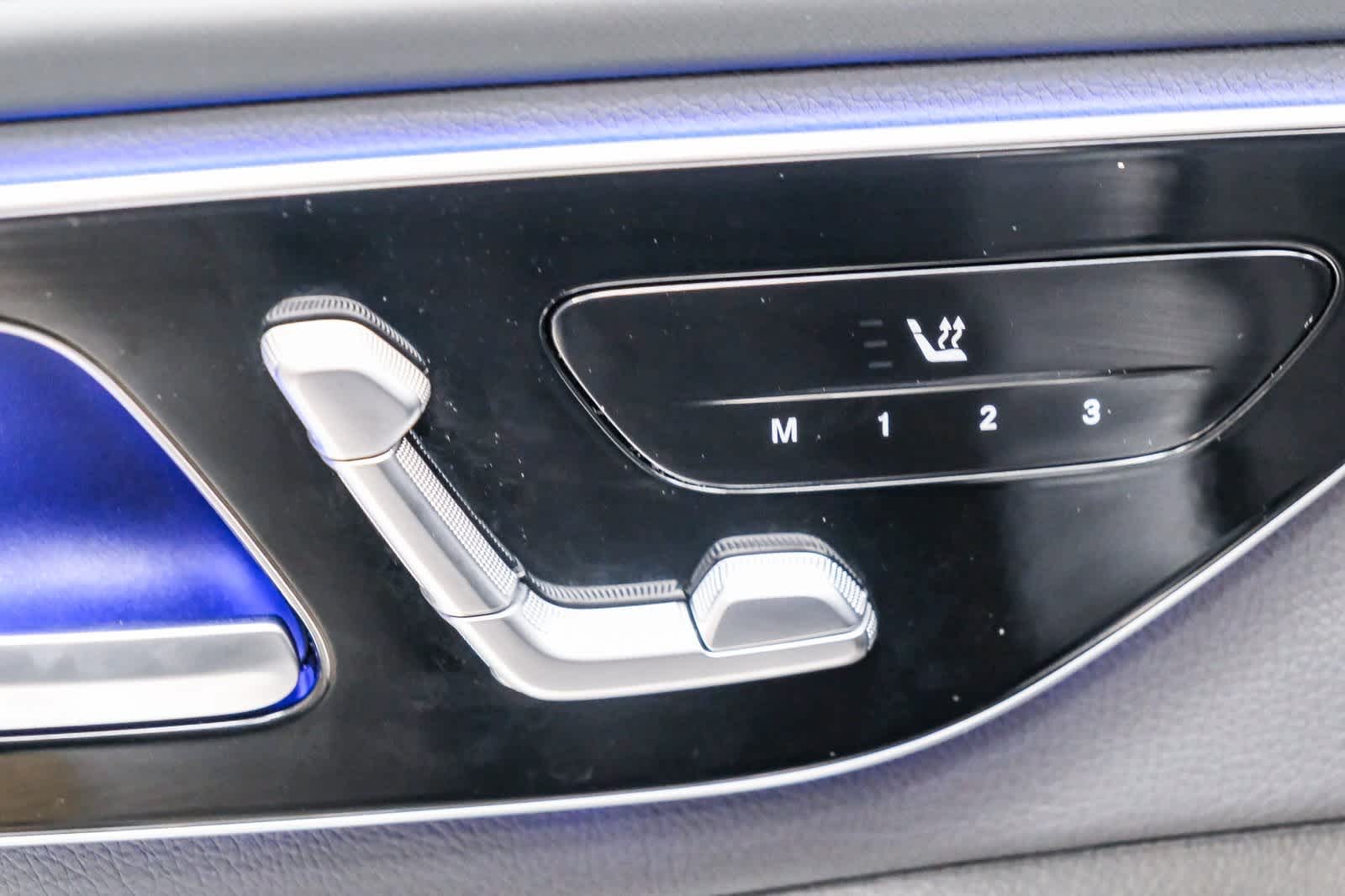 2025 Mercedes Benz C 300 photo 21