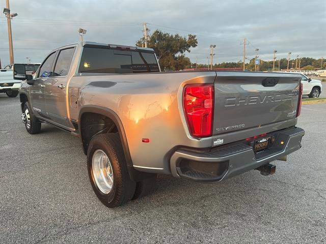 2024 Chevrolet Silverado 3500HD High Country photo 5