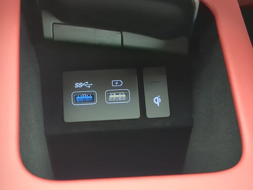 2025 Genesis GV70 2.5T Sport Prestige photo 23