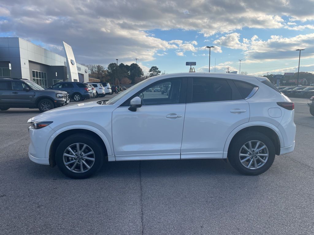 2024 Mazda CX-5 2.5 S Preferred photo 2