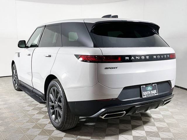 2025 Land Rover Range Rover Sport P360 S photo 3