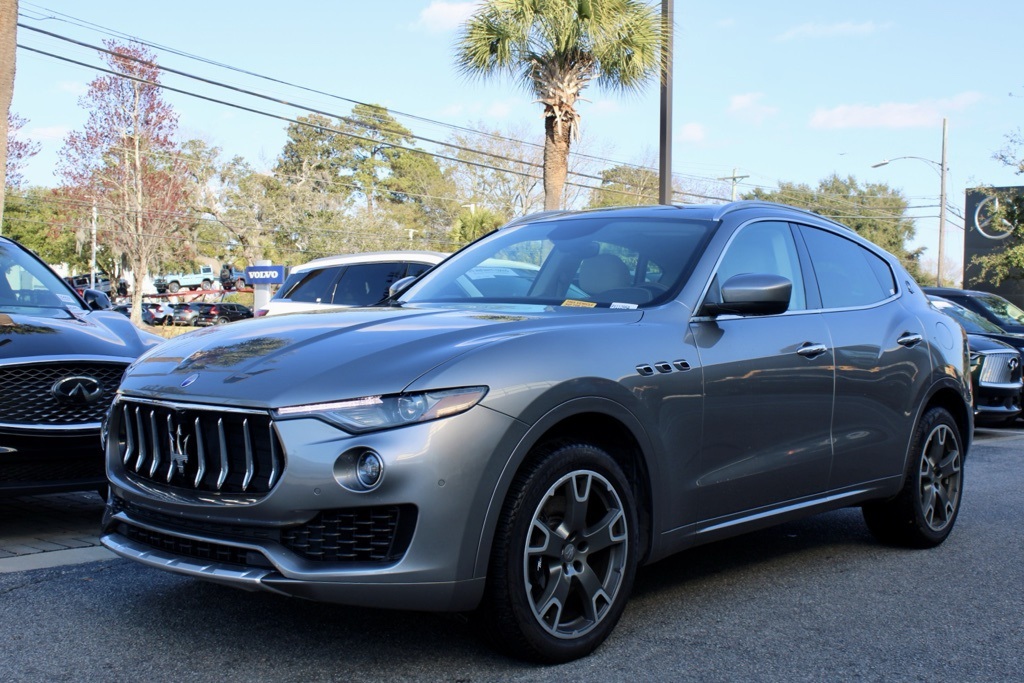 2017 Maserati Levante S's photo