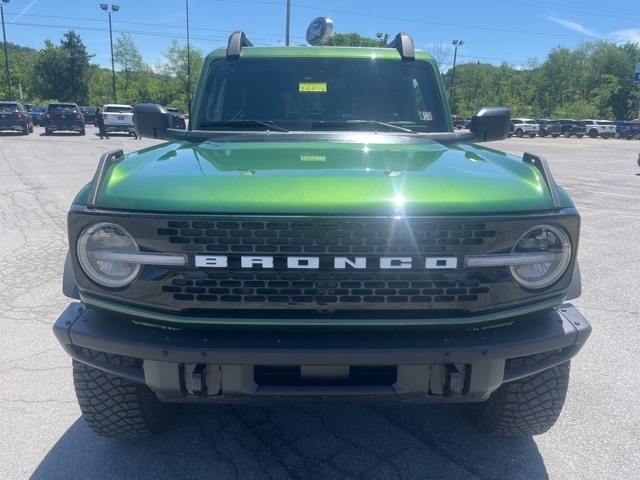 2024 Ford Bronco Wildtrak photo 2