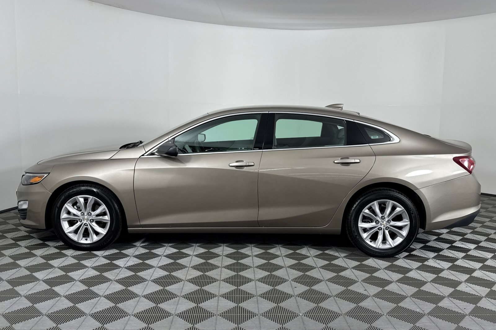 2022 Chevrolet Malibu 1LT photo 6