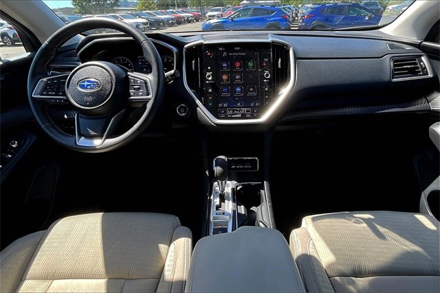 2024 Subaru Ascent Premium photo 12