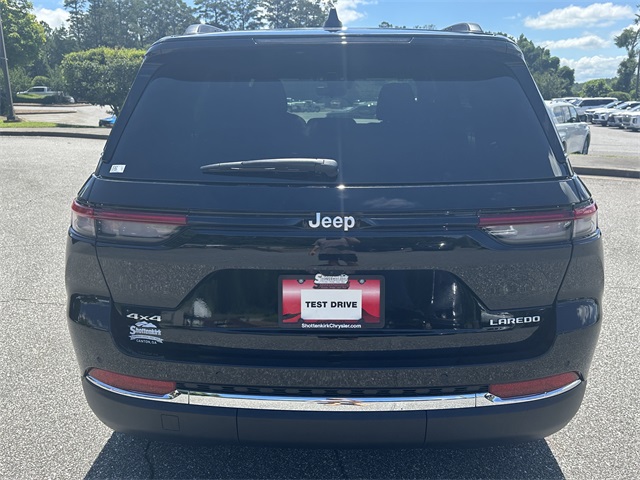 2025 Jeep Grand Cherokee Laredo X photo 4