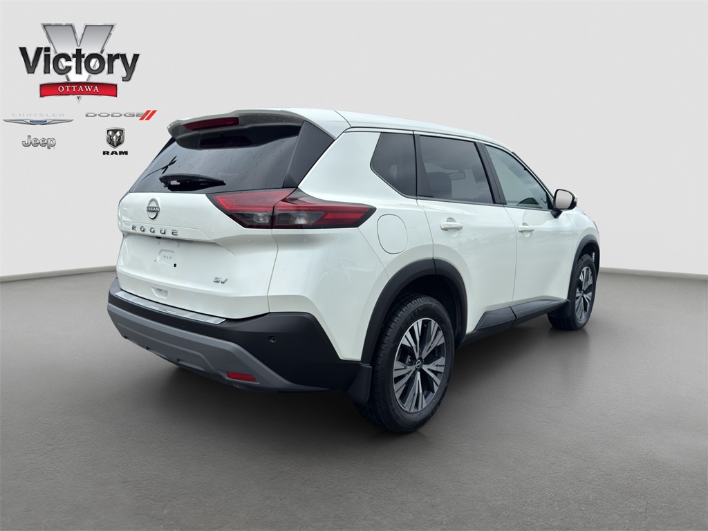 2023 Nissan Rogue SV photo 6