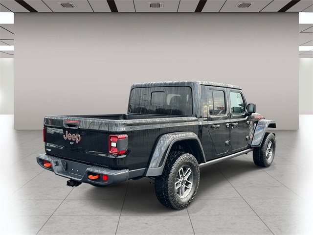 2026 Jeep Gladiator Mojave photo 3