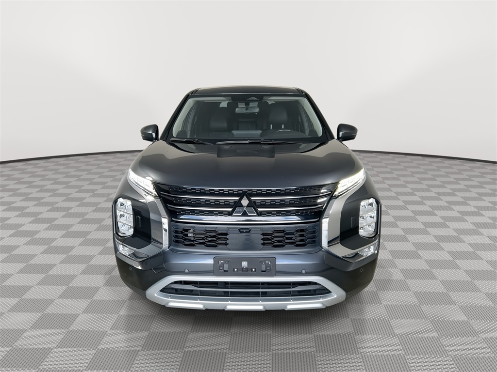 2024 Mitsubishi Outlander SE Ralliart photo 2