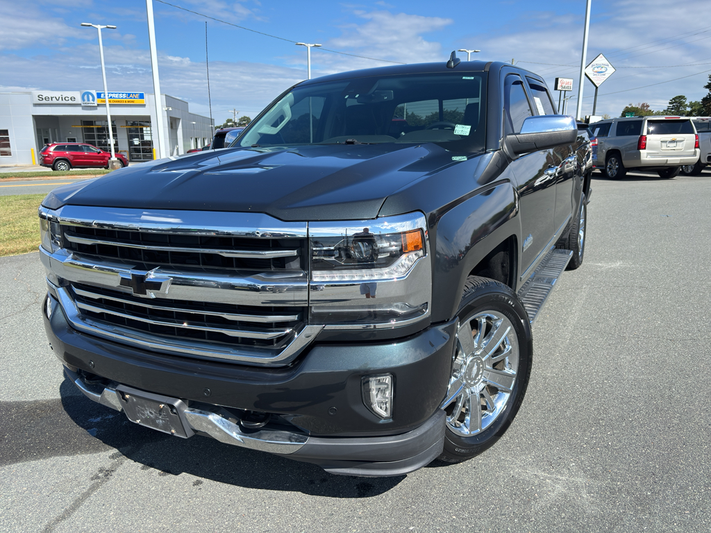2018 Chevrolet Silverado 1500 High Country photo 2