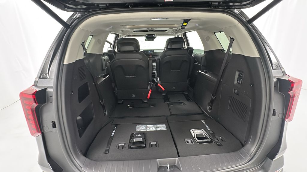 2026 Kia Carnival SX Prestige photo 18