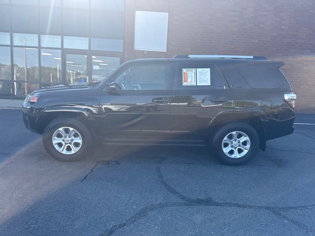 2020 Toyota 4Runner SR5 Premium photo 2