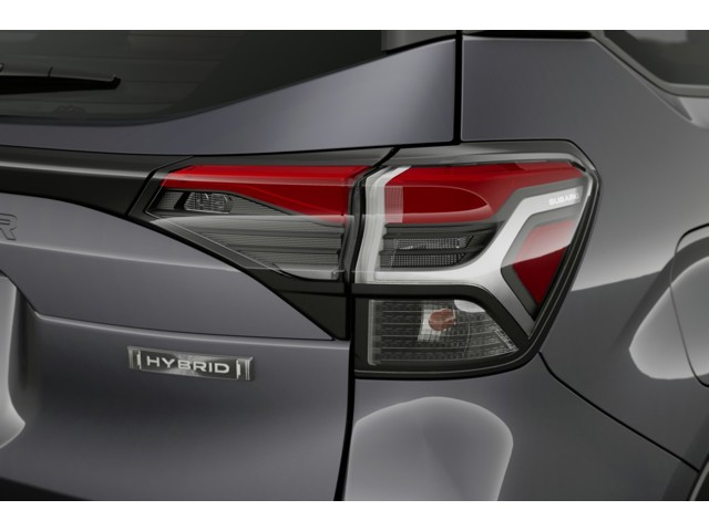 2025 Subaru Forester Touring photo 2