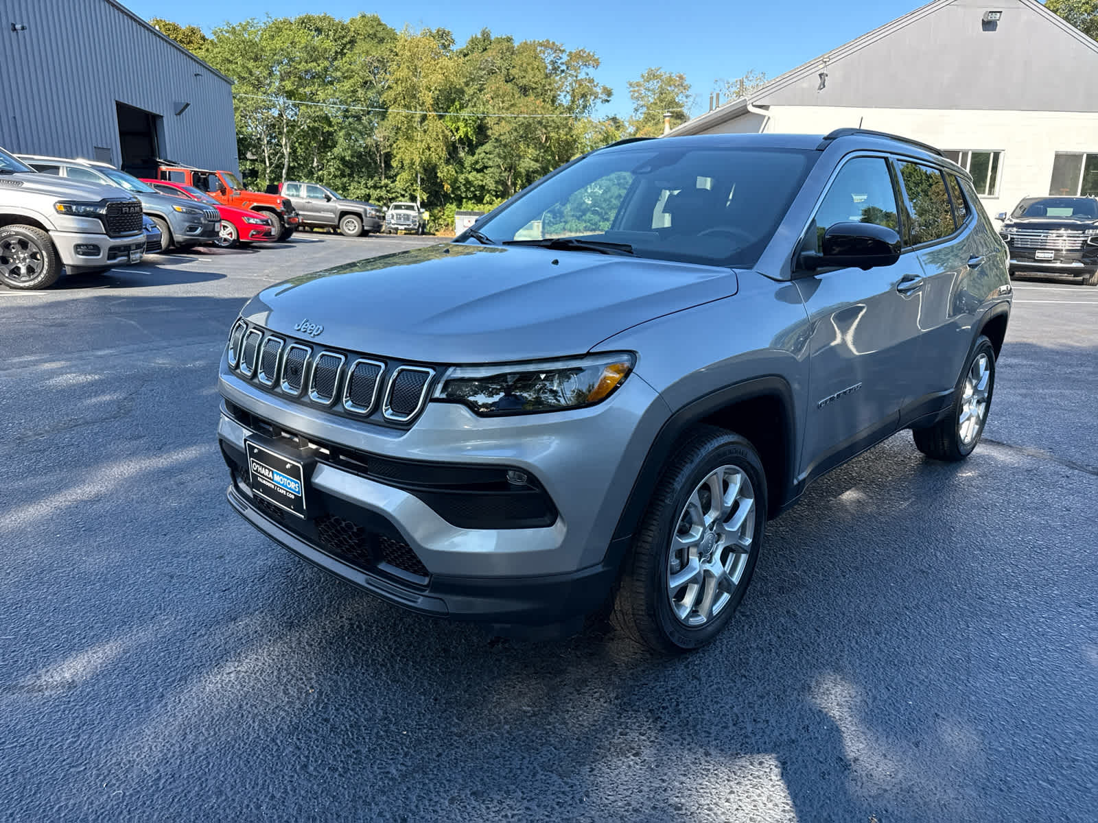 2022 Jeep Compass Latitude Lux Altitude photo 4