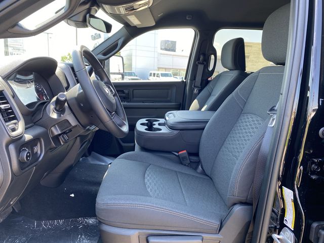 2025 Ram 2500 Tradesman photo 4