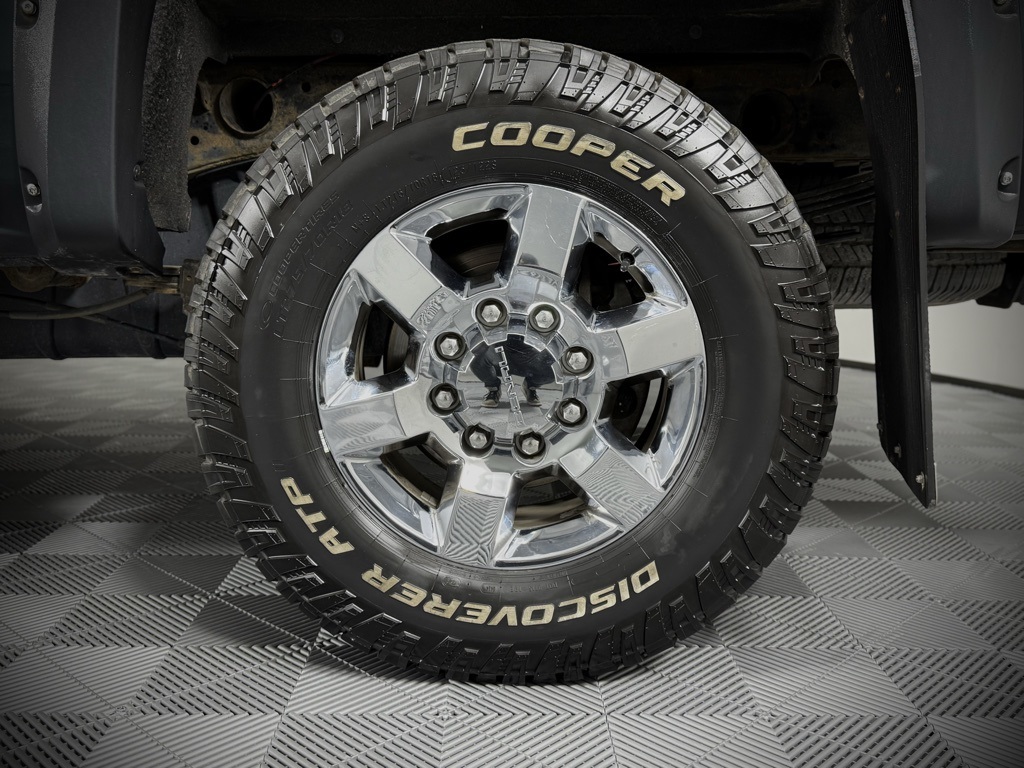 2019 Gmc Sierra HD Denali photo 19