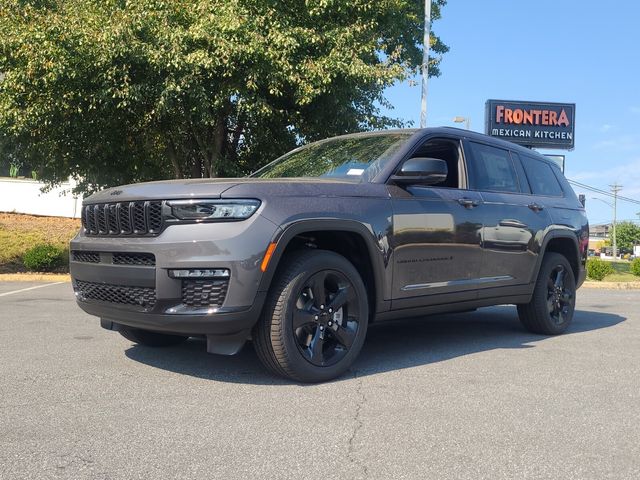 2025 Jeep Grand Cherokee Limited photo 4