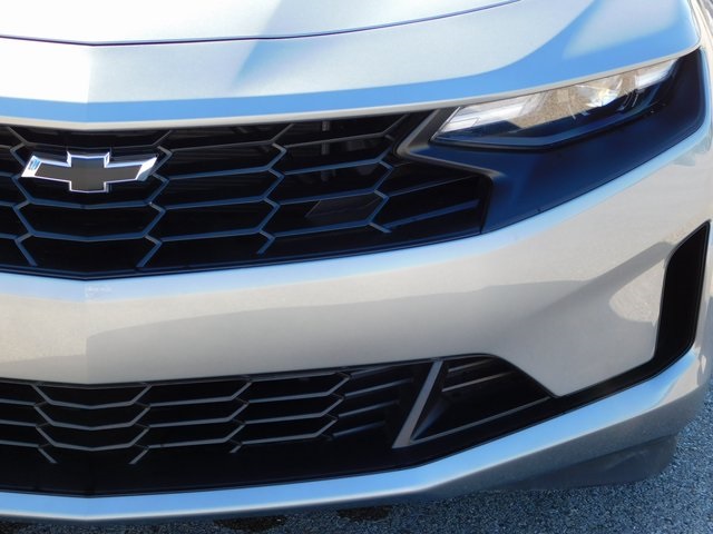 2024 Chevrolet Camaro 1LT photo 9