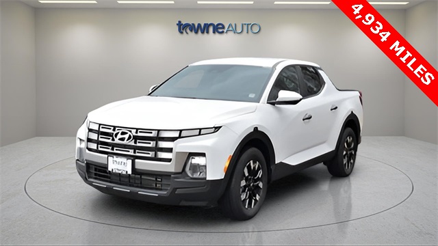 2025 Hyundai Santa Cruz SE's photo