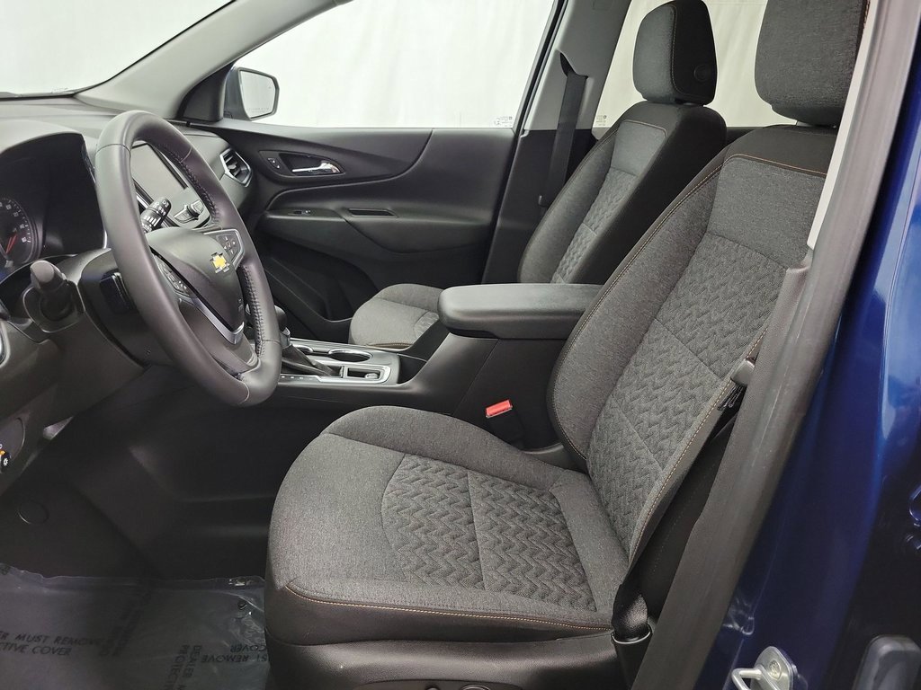 2022 Chevrolet Equinox LT photo 4