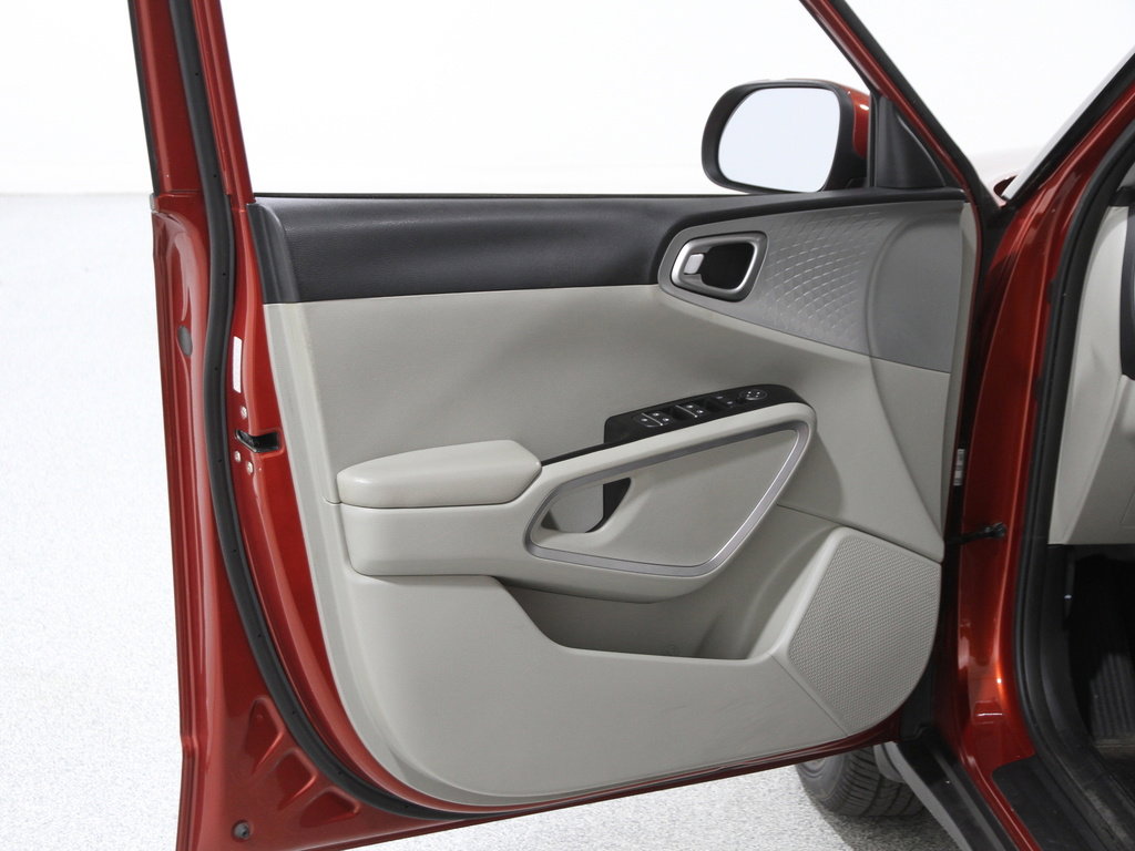 2022 Kia Soul LX photo 4