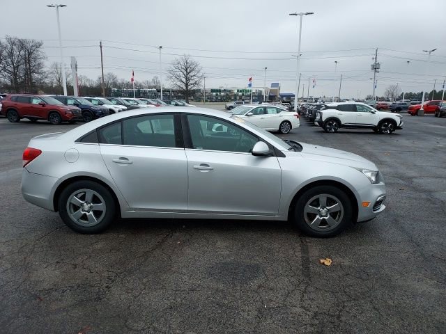 Used 2016 Chevrolet Cruze Limited 1LT with VIN 1G1PE5SB1G7196049 for sale in Parma, OH