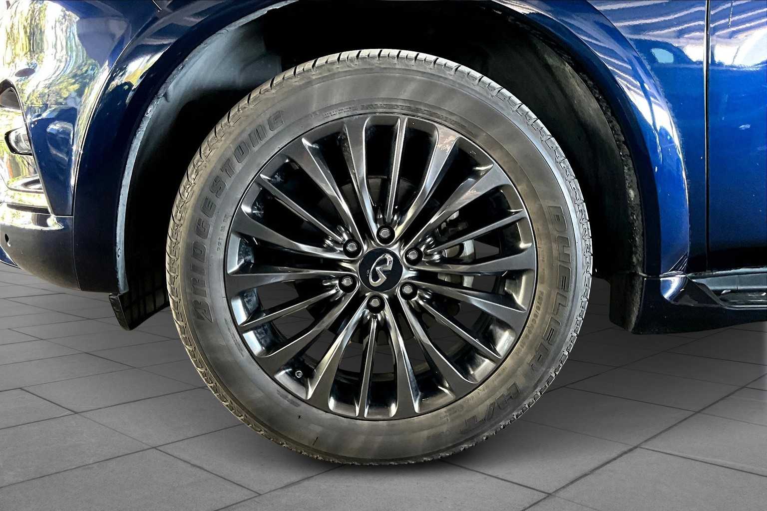 2023 Infiniti QX80 Premium Select photo 7