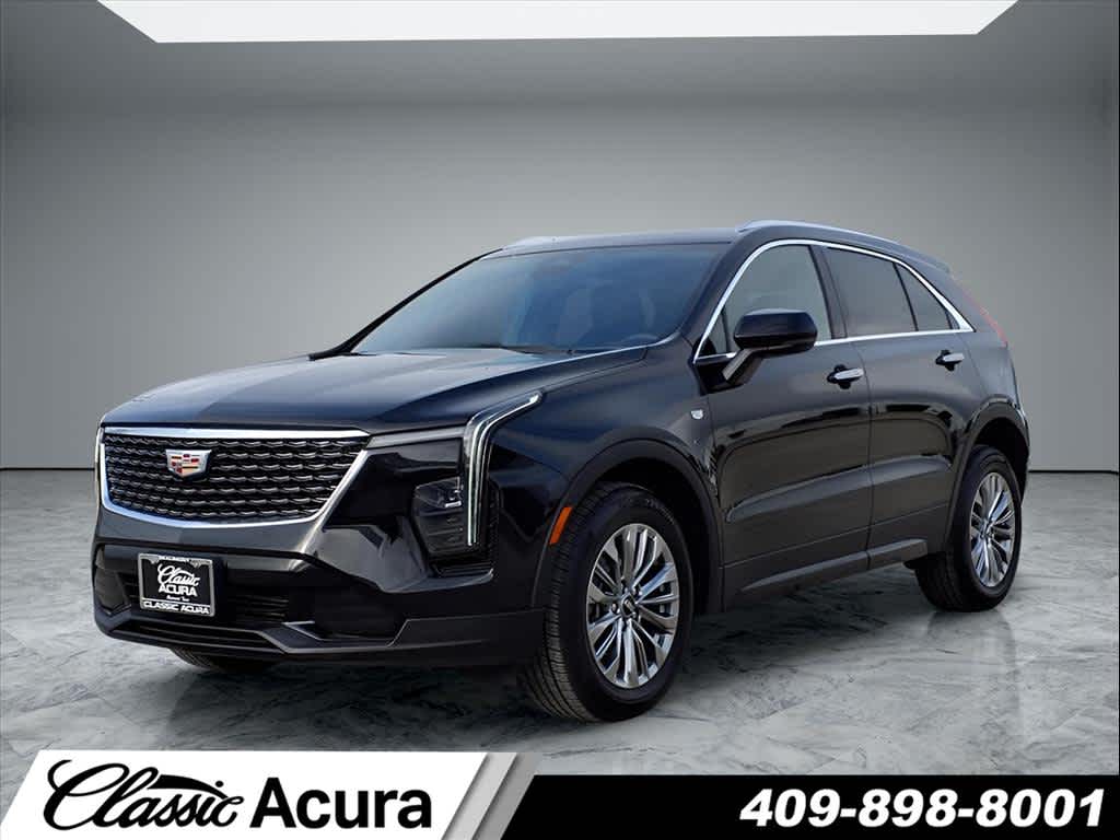 2024 Cadillac XT4 Premium Luxury photo 2