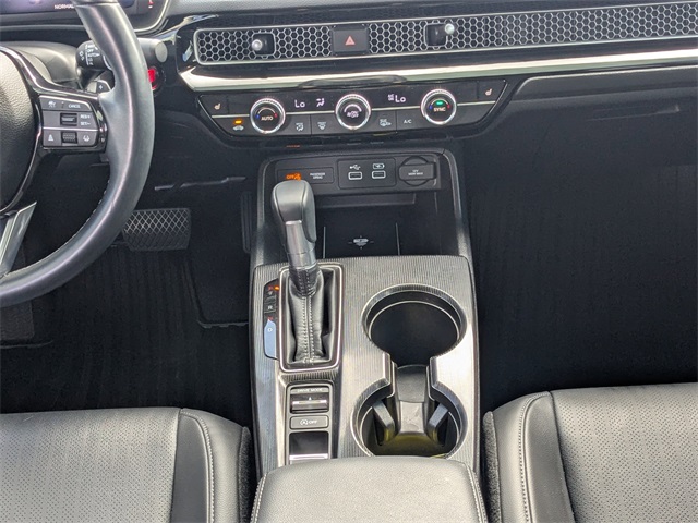 2024 Honda Civic Touring photo 18