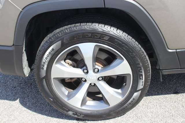 2021 Jeep Cherokee Limited photo 33
