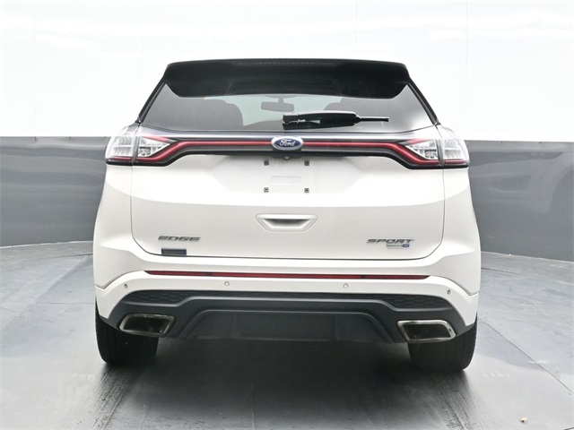 2017 Ford Edge Sport photo 2