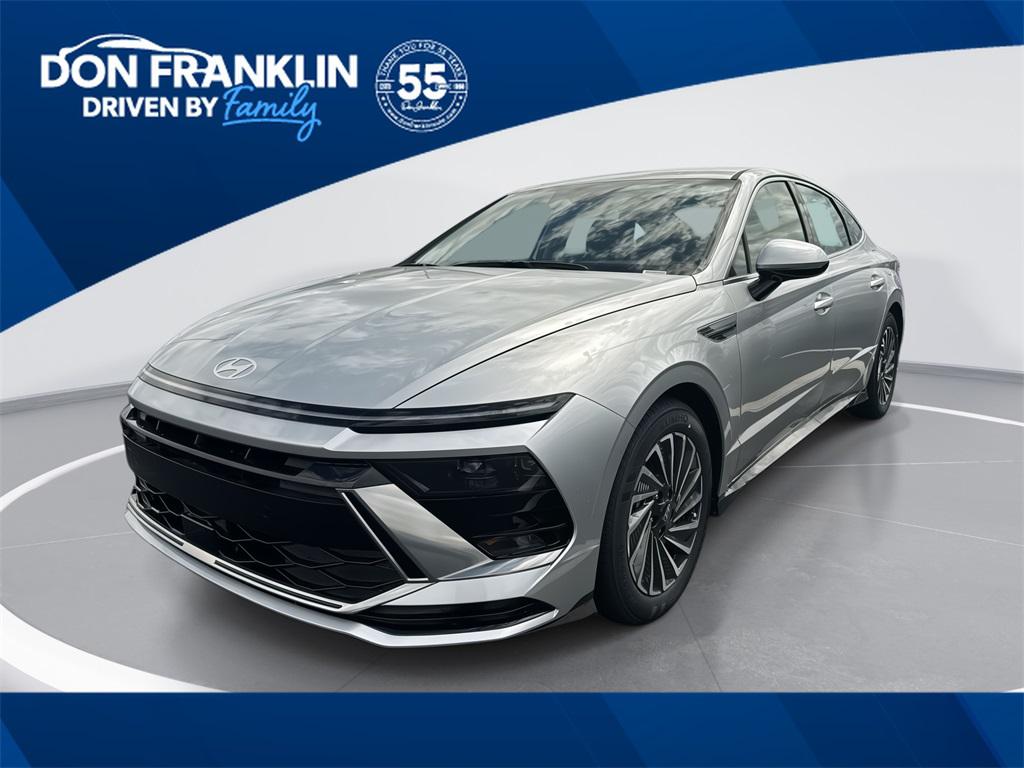 2025 Hyundai Sonata Hybrid SEL's photo