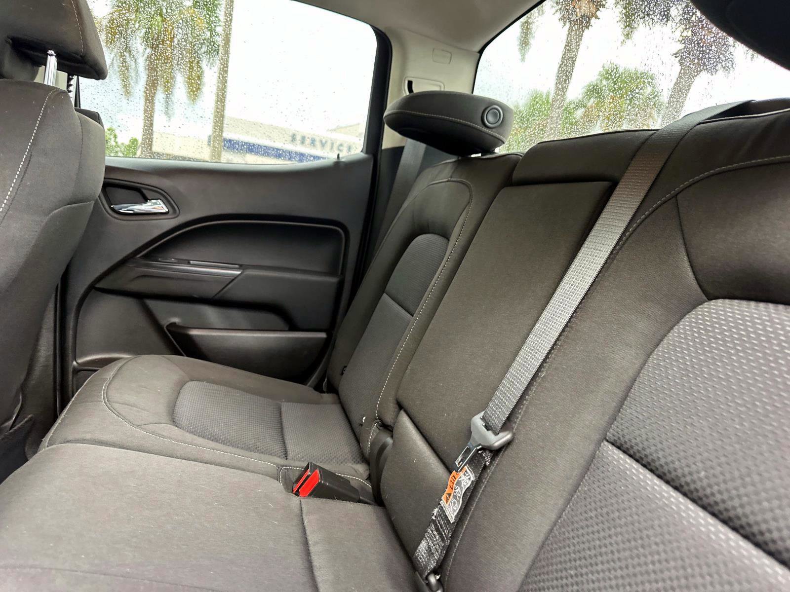 2021 Chevrolet Colorado LT photo 13