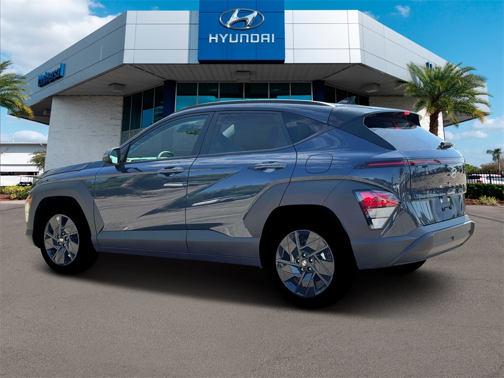 2026 Hyundai Kona SEL photo 2