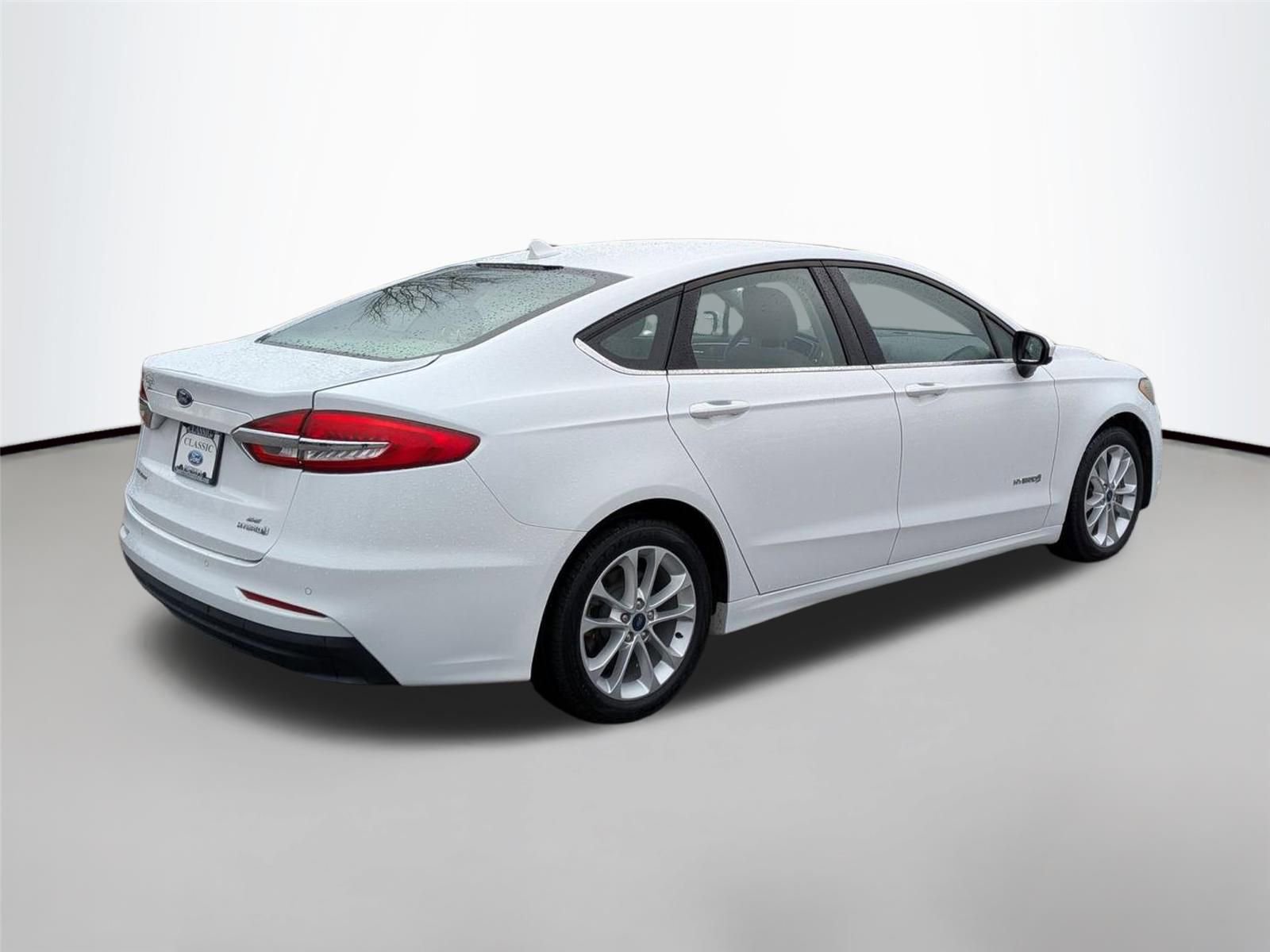 Used 2019 Ford Fusion Hybrid SE with VIN 3FA6P0LU6KR205674 for sale in Smithfield, NC