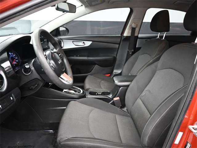 2023 Kia Forte LXS photo 7