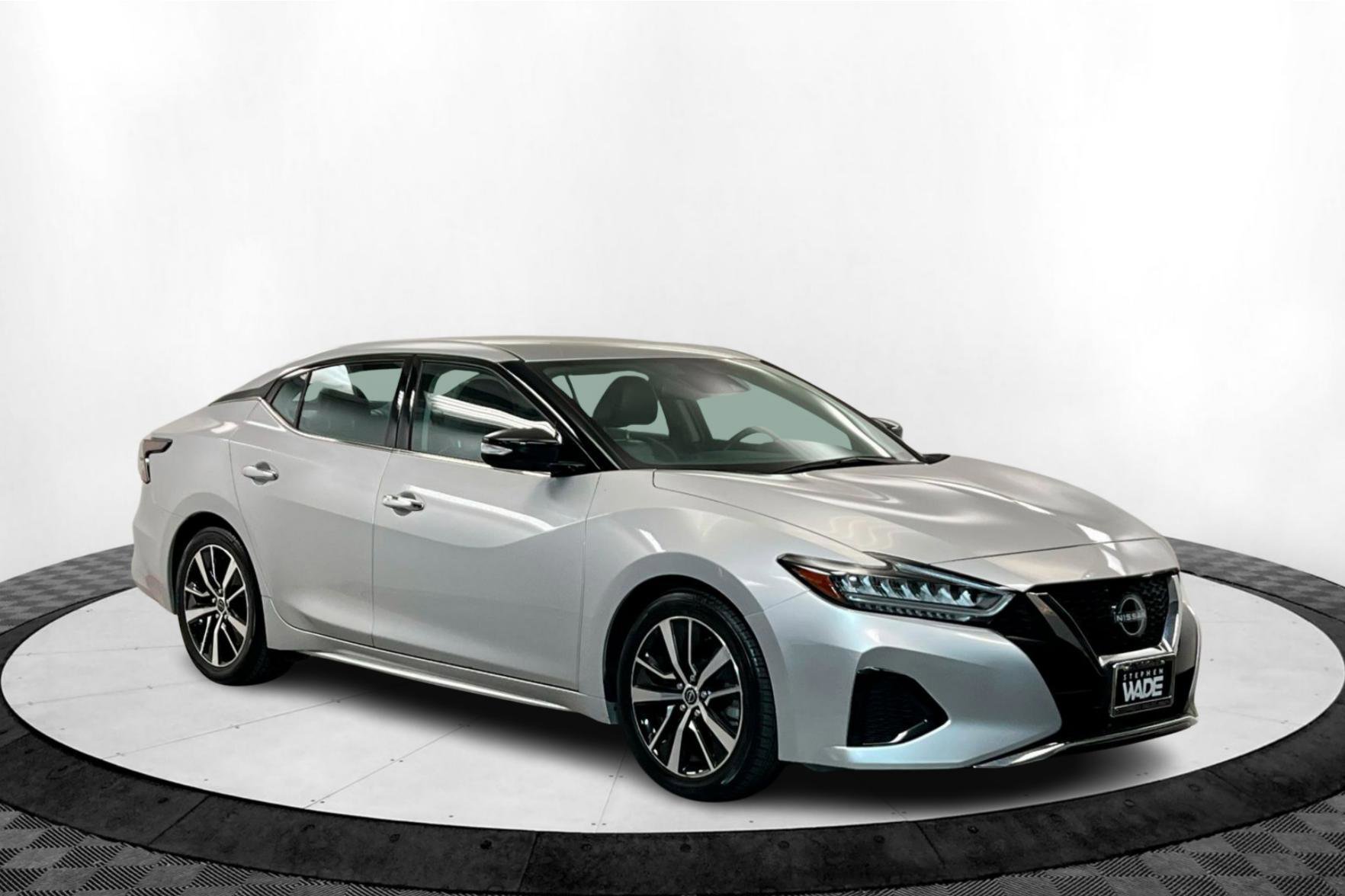 2023 Nissan Maxima SV photo 7