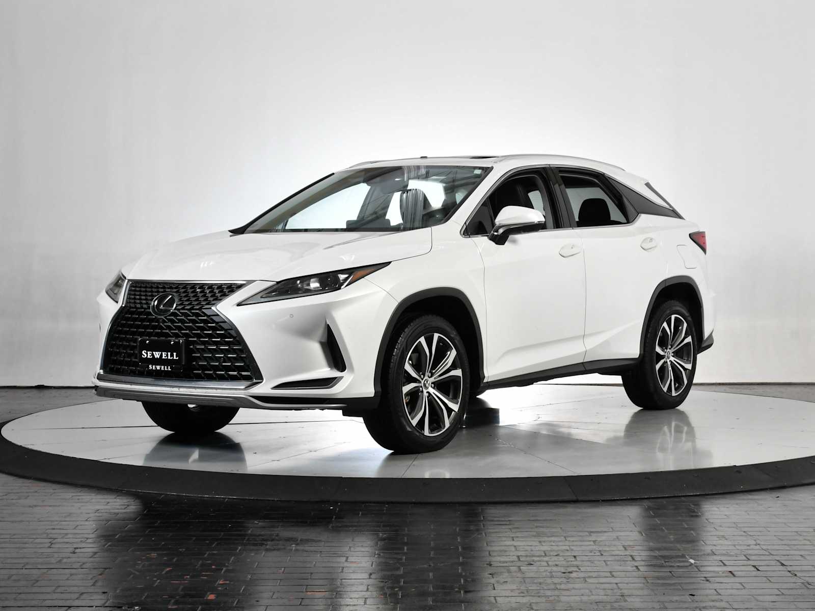 2021 Lexus RX Base's photo