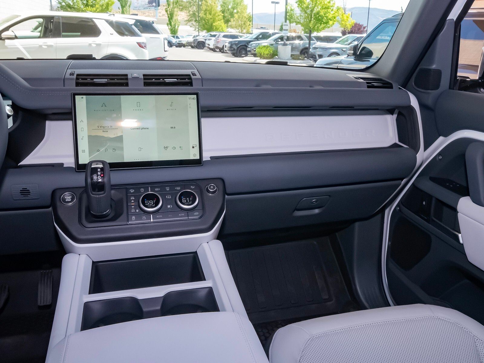 2025 Land Rover Defender 110 S photo 40