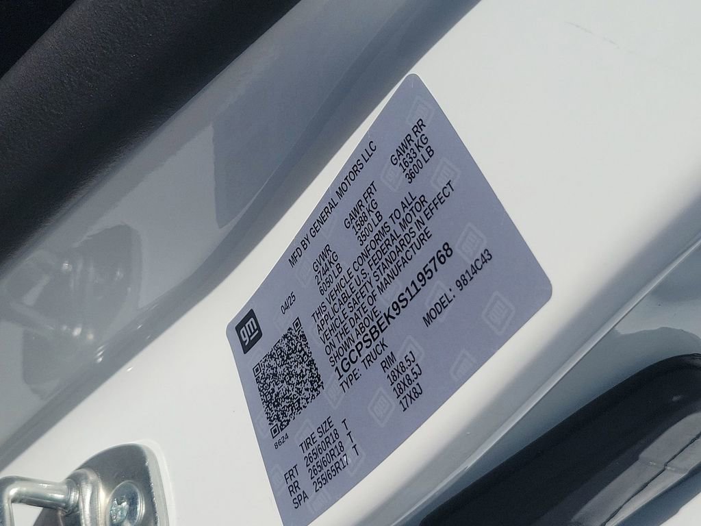 2025 Chevrolet Colorado LT photo 46