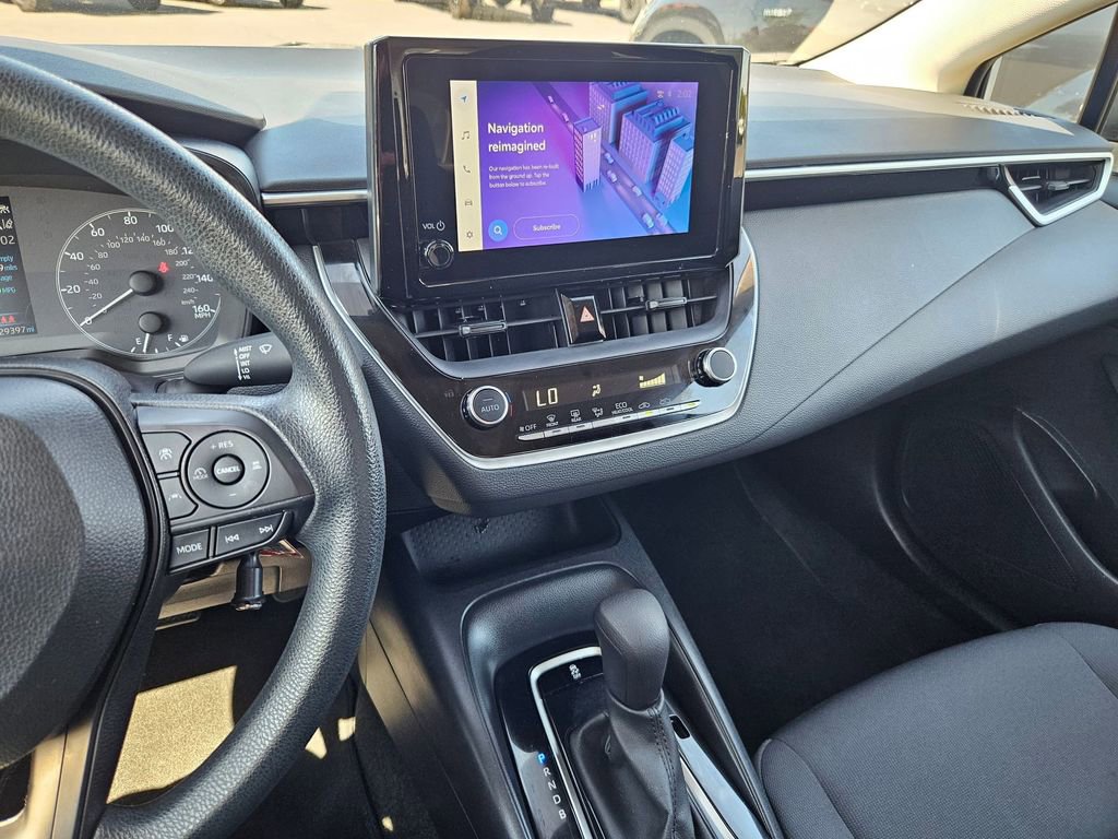 2023 Toyota Corolla LE photo 12