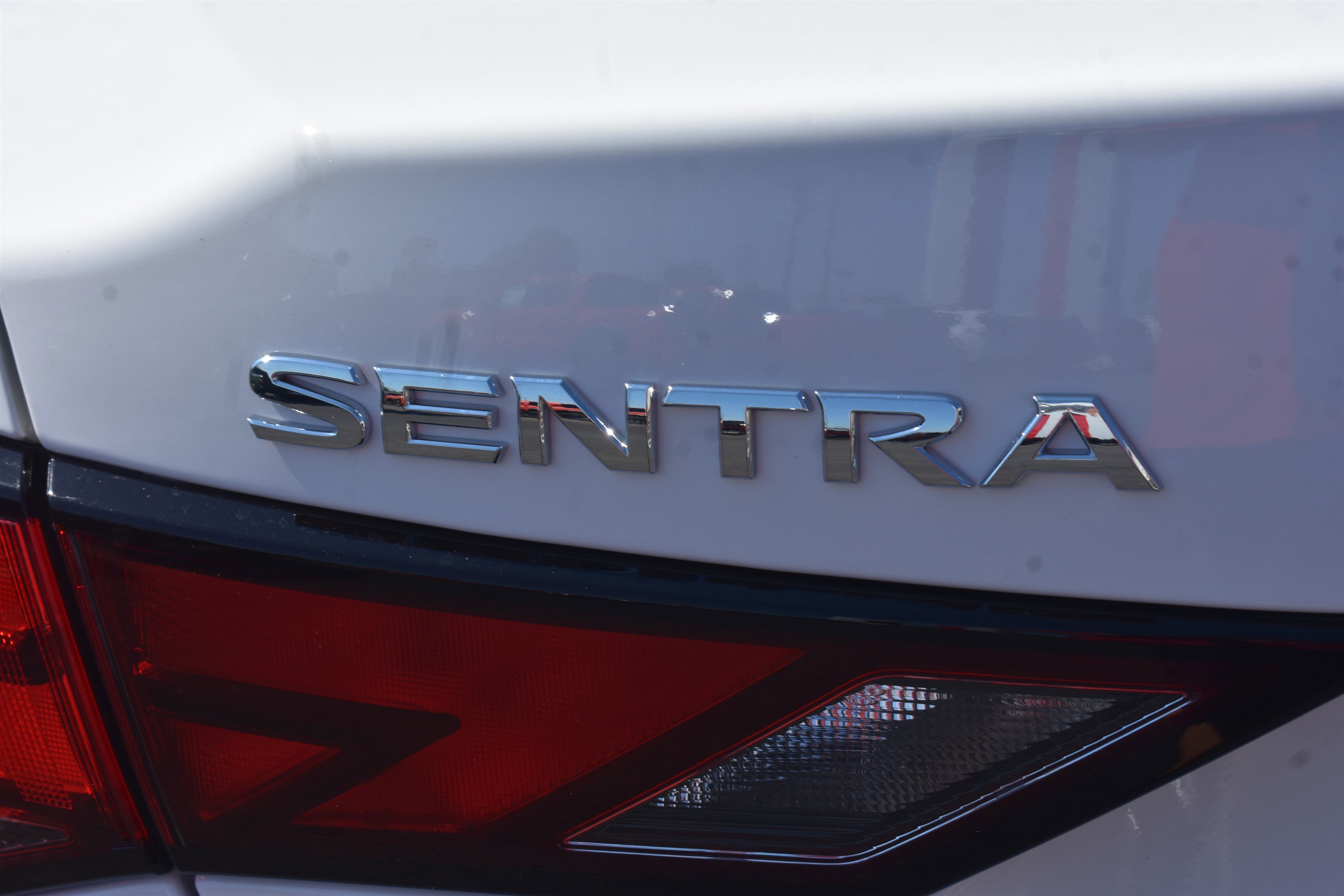 2025 Nissan Sentra S photo 3