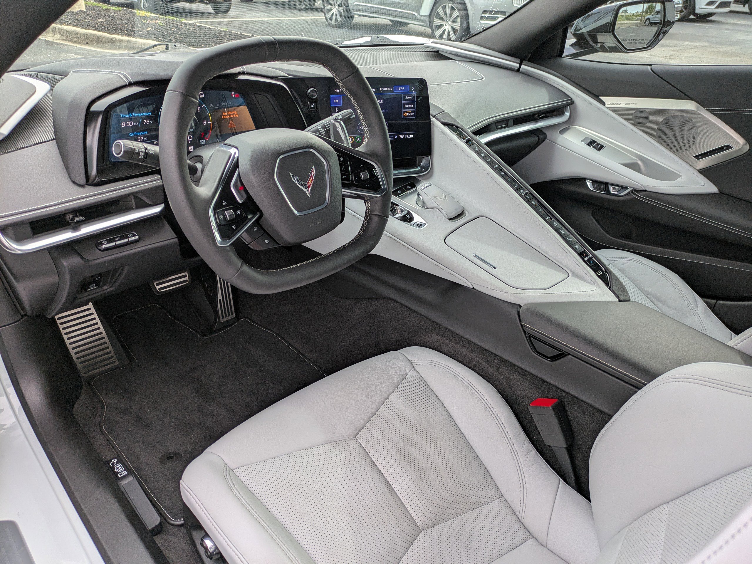2023 Chevrolet Corvette 2LT photo 16
