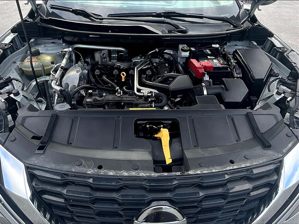 2021 Nissan Rogue SV photo 26