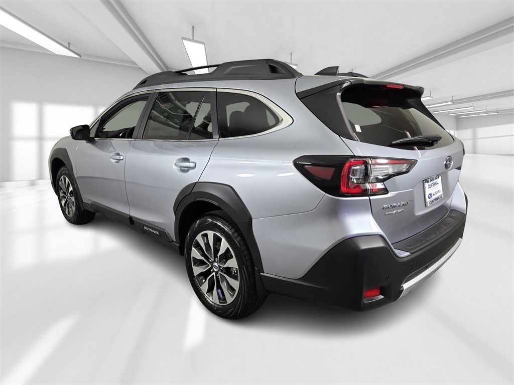 2025 Subaru Outback Limited photo 3